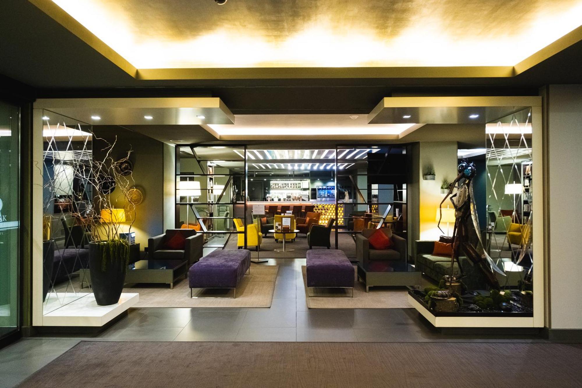 Park Hotel アルマトイ エクステリア 写真